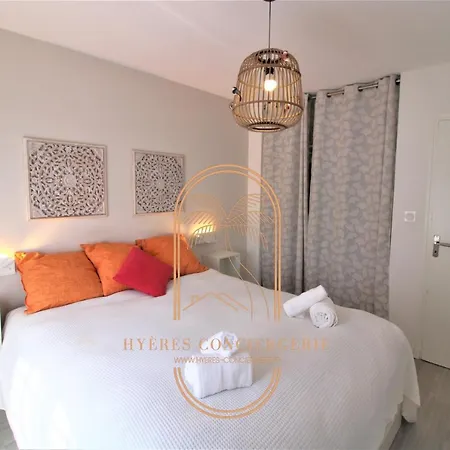 Hyeres-centre Coquet T3 Wifi Parking Clim Salon By Hc Apartment