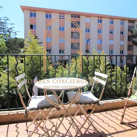 Hyeres-centre Coquet T3 Wifi Parking Clim Salon By Hc